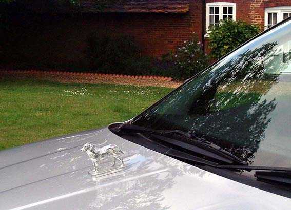 Golden Retriever Car Bonnet Mascot Hood Ornament