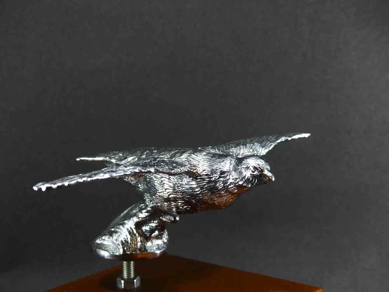 Grouse, flying, large Car Bonnet Mascot Hood Ornament