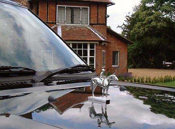 Windsor, Standing Thoroughbred with Jockey - Large Car Bonnet Mascot Hood Ornament