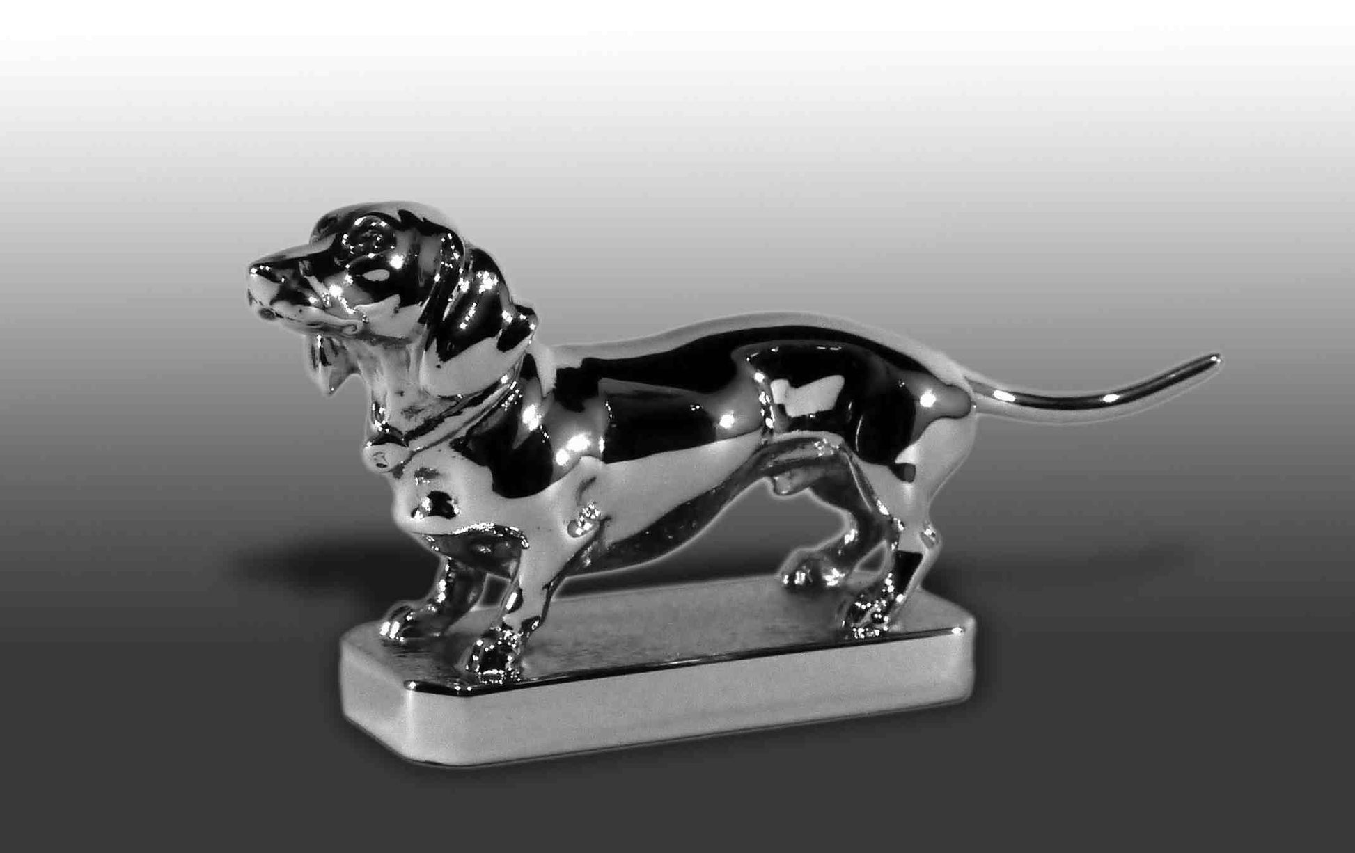 Dachshund, Smooth haired Car Bonnet Mascot Hood Ornament