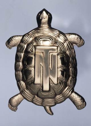 Tazio Nuvolari - L'Esprit Des Pilotes Car Bonnet Mascot Hood Ornament